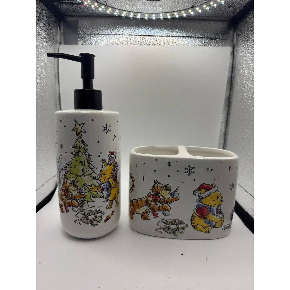 Disney Winnie The Pooh Bathroom Holiday Vanity Set Of 2
